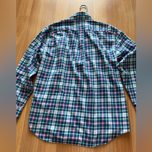Vineyard Vines  Performance Flannel Classic Fit Tucker Shirt Size L - Picture 12 of 13
